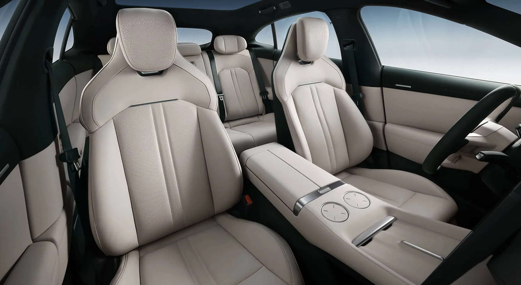 Салон белый